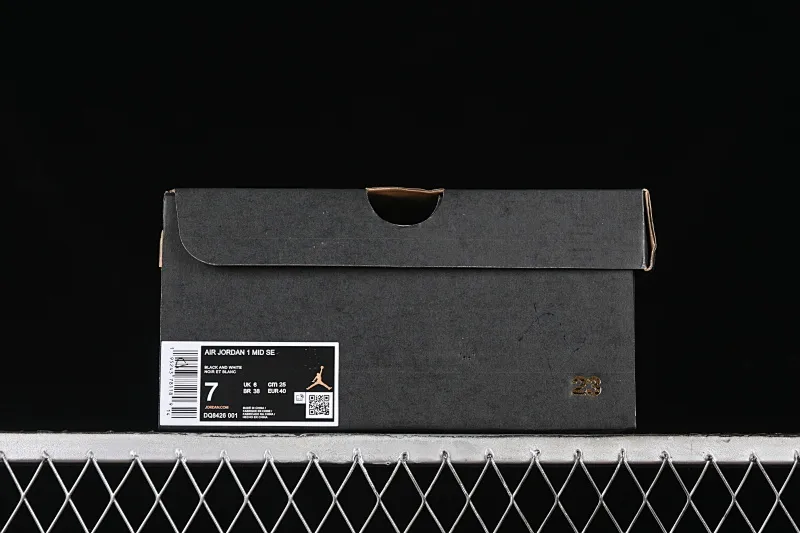 All categories Air Jordan Jordan series basketball shoes Air Jordan 1 Mid Air Jordan 1 Mid AJ1 Joe 1 white black gray Chinese culture and leisure sneakers DQ8426-001